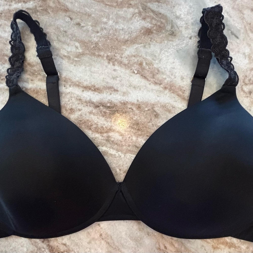 Natori Pure Luxe Black 38D Lace Trim Wireless Bra